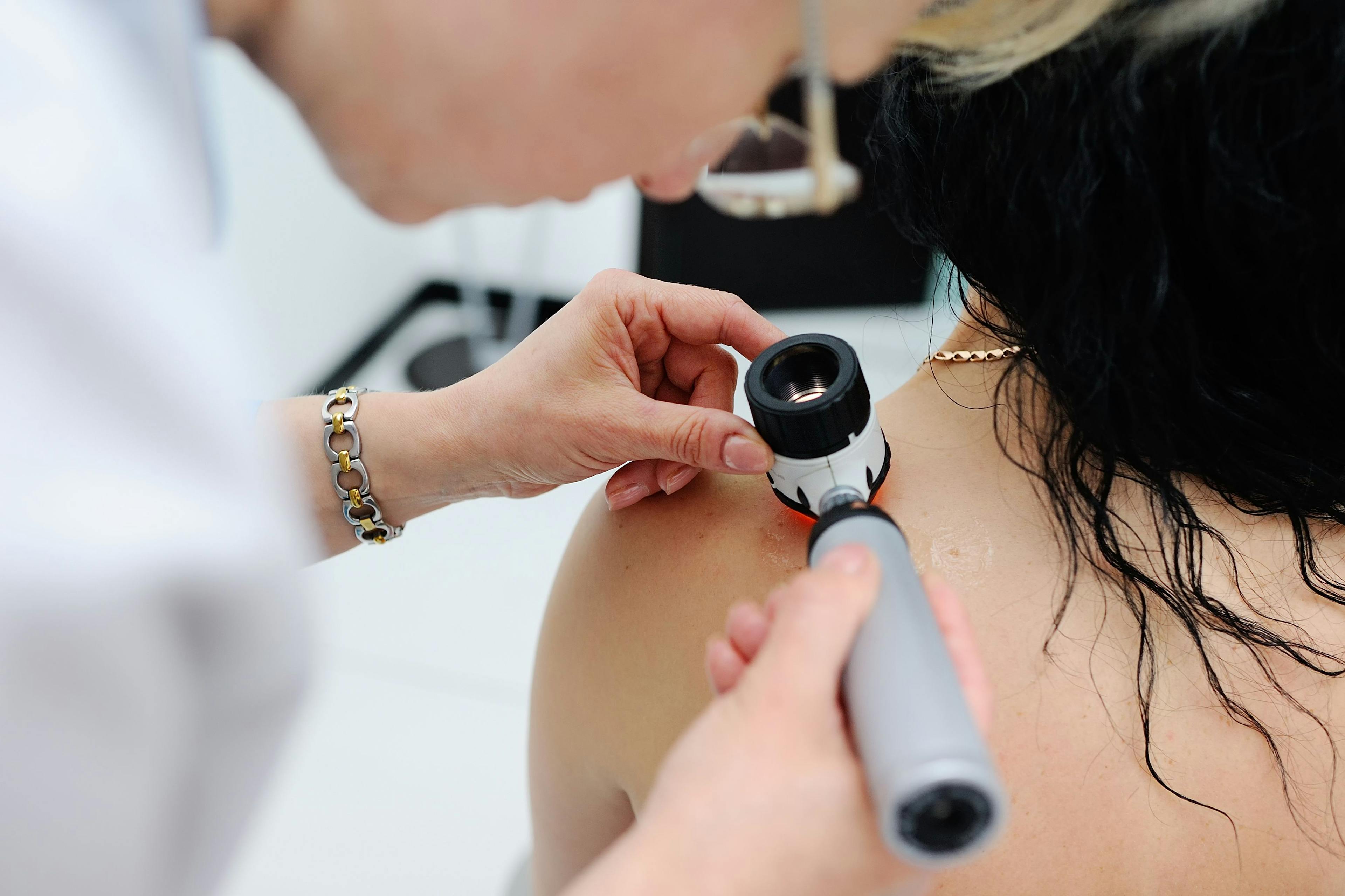 Experts Tackle Key Challenges in Dermatology Research 